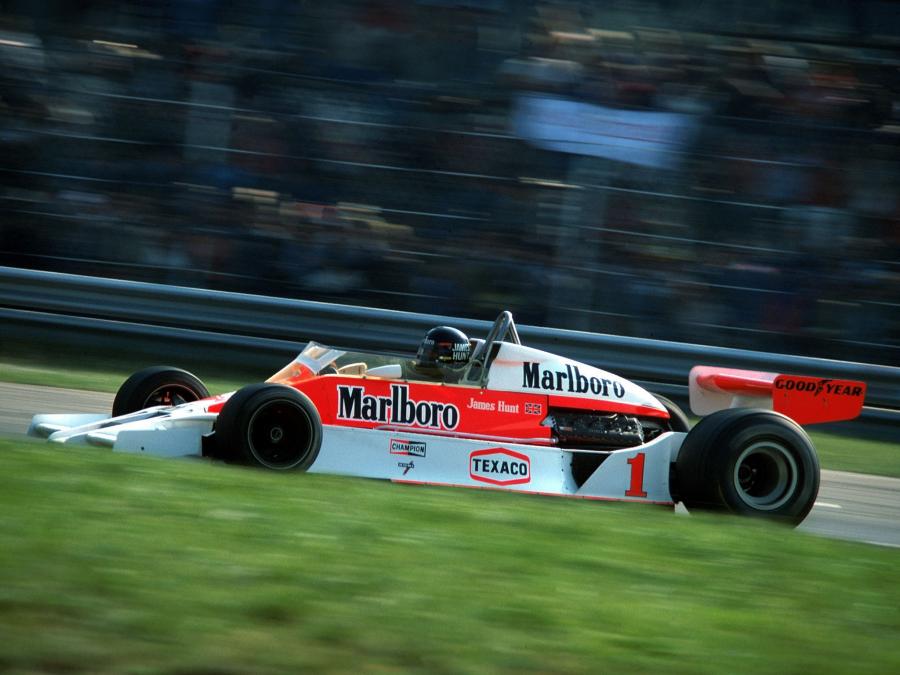  McLaren M26 1976 года  (фото 7 из 7)